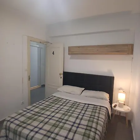 Homestay Casa Blanca 48 Alicante
