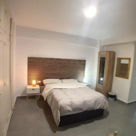 Casa Blanca 48 Homestay *